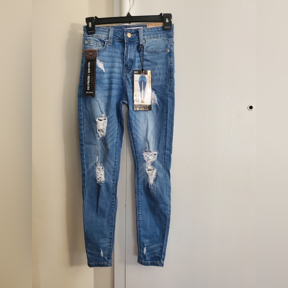 Junior Sculpting Stretch High-Rise Destructed Jeans